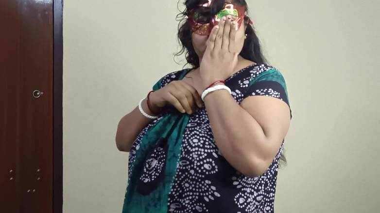 Indianbhabi2: Indian Young Bhabhi Solo Sex in Her Room and Trying...