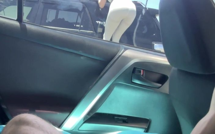 Bigmax8inch: Dickflash cum em seu rosto no estacionamento depois de mostrar...