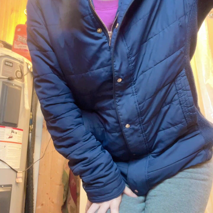 sweethanajapanese: Hana at Kitchen Cooking Then She Need Go to Pee...