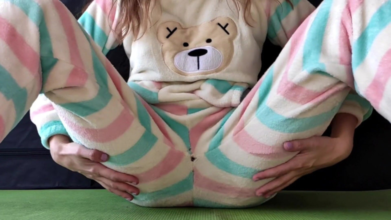 hotiMary: Skinny Teen in Pajama Masturbate Small Tits and Horny Pussy...