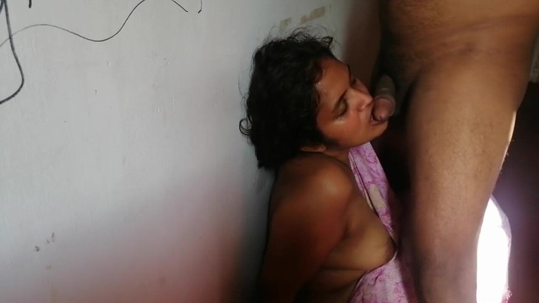 Tina Baby: Ich zeigte hausmädchen ein sexvideo und ihre muschi war nass,...