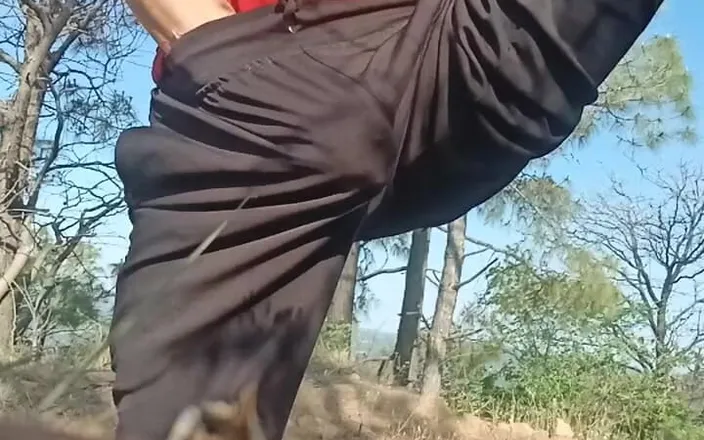 Gangbang straight: Saw Me Masturbating in the Forest and Got Urinated Onm