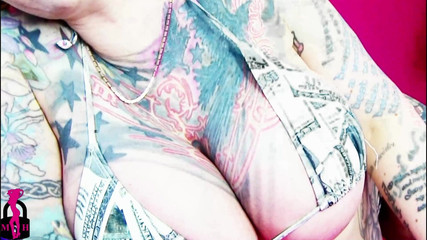 Mistress Harley: Ponížení kozaté nevlastní mámy JOI