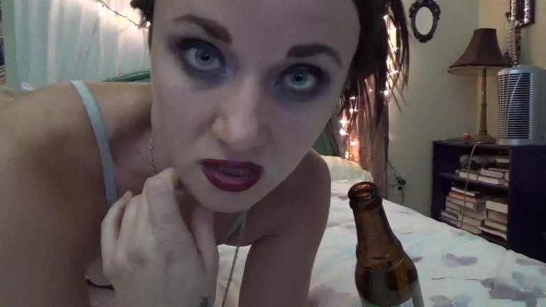 Goddess Vivian Leigh: Worship My Butthole, Loser