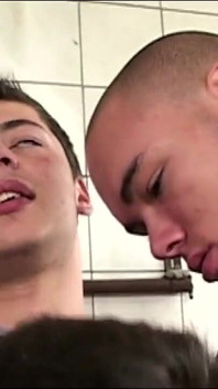 Chavs Xl Threesome