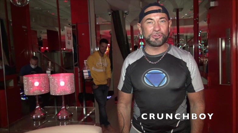 HARD FUCKER FROM MADRID: 공공 사우나에서 따먹히는 트윈크