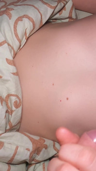 Surprise nocturne pour son demi-frère !