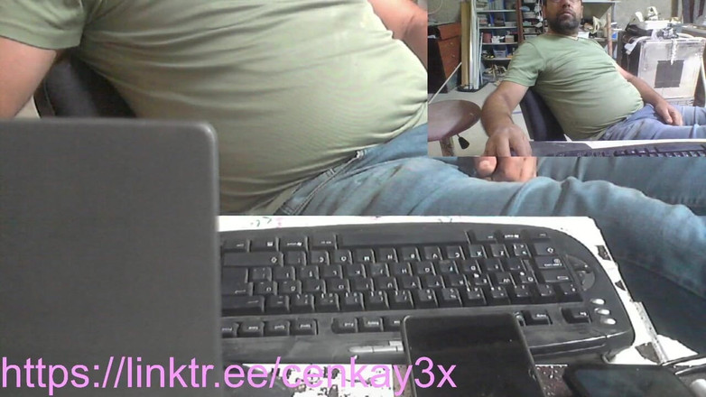 CenkAy: Taťka byl na živé webové kameře