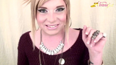 Trans and Cross-Dressers Feet: Blonde tranny Mallory and her beautiful pink nails