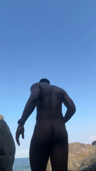 Exhibitionism on the Beach 10 Inches Dick BBC