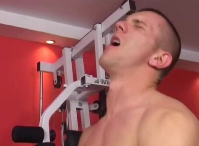 DP Darlings: Mature whore pounded hard by two cocks