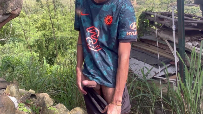 vergar4_daviid: Я был так возбужден, что подрачил свой собственный пенис и пришел