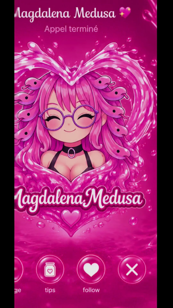 Magdalena Medusa: Svarar du i telefon åt mig? Facetime med Magda