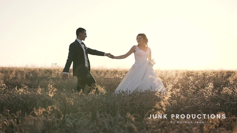 Junk Productions: mahila pati ko dhokha dekar shaadi ki pratigya torti hai