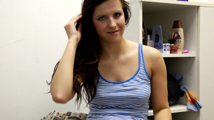 Toy Sluts: Beauty babe in solo action with sex toy