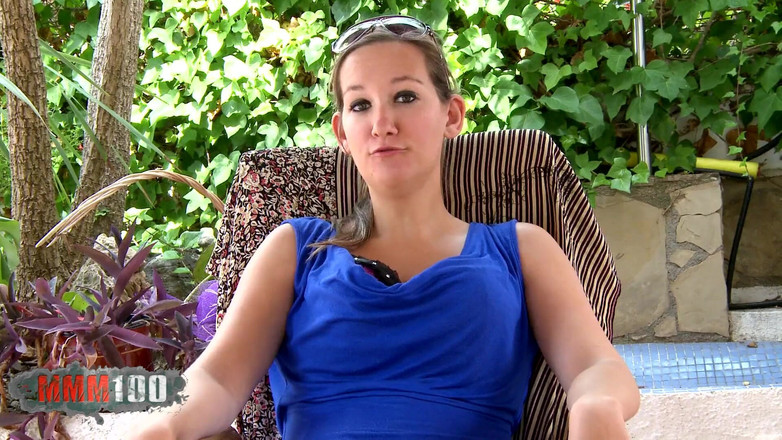 MMM100 Solo: Міля: відеоінтерв'ю сексуальна з Мілею