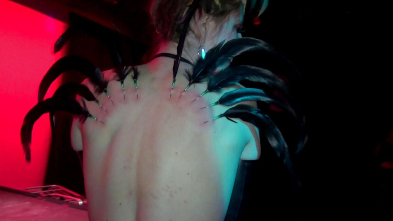 Dirty Dating Live: FetishAsylum pt 2 - potěšení z piercingu