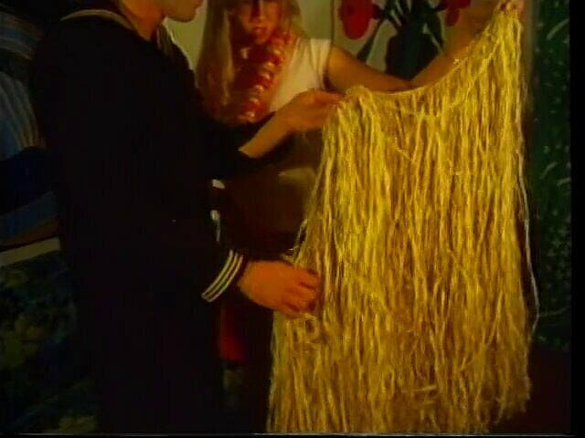 Old Good Porn: Vintage Sailor šuká nadrženou blondýnku Po perfektním kouření