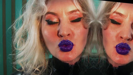 Goddess Celine: The devil 's kiss