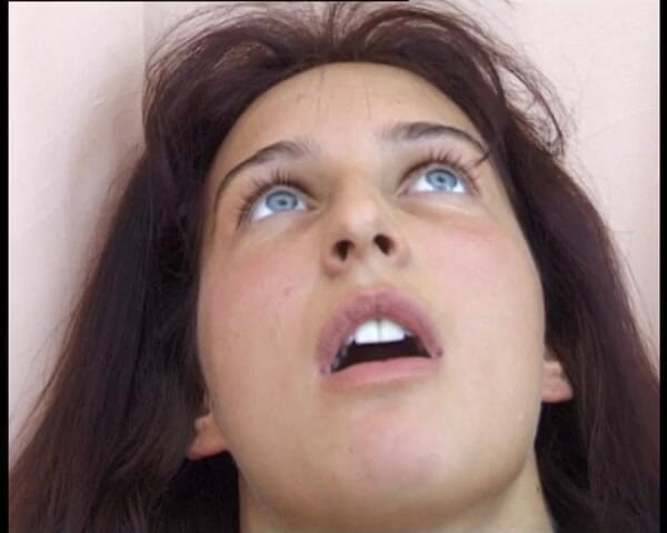 YOUR FIRST PORN: Echter Orgasmus Julia - Real Orgasm Julia