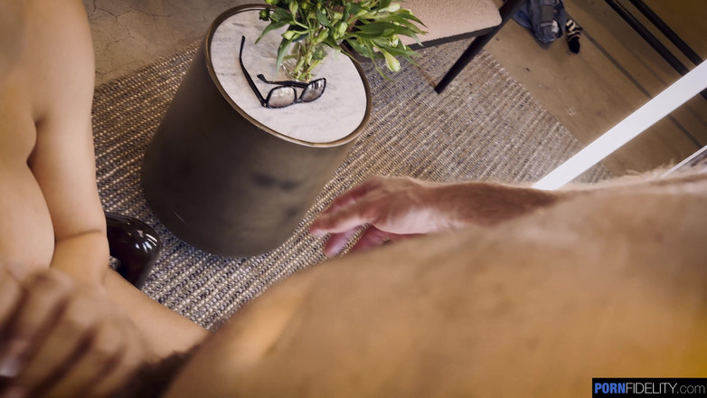 Pornfidelity: Pornfidelity - Sampel Lexi dikongkek pepeknya!