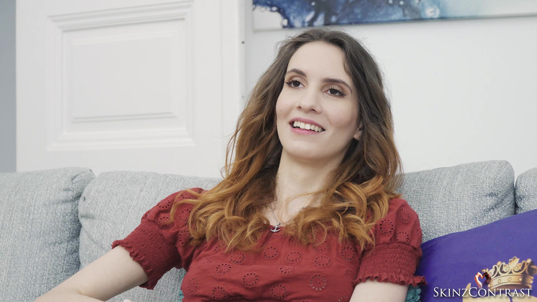 Skinz Contrast: Интервью Лили Чармель