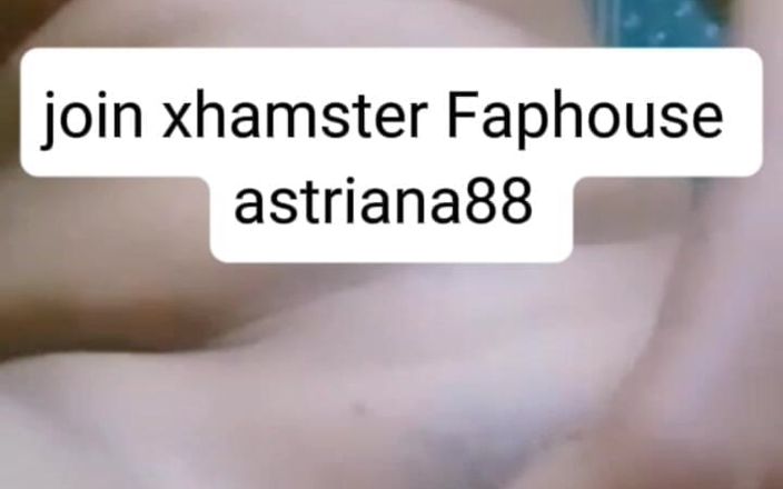 Astriana88: Inserta tu hermanastro del pene duro