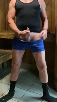 Jockdad87 ist wieder geil in der sauna