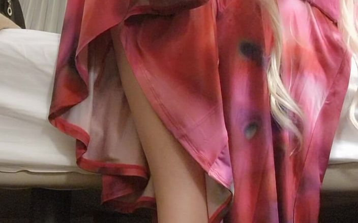 Anna Lynx: Quitándome los tacones altos después de una fiesta