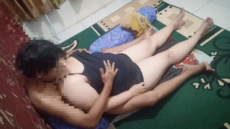my_wife_chubby: (parte 1) Madrastra gordita cachonda quiere ser follada