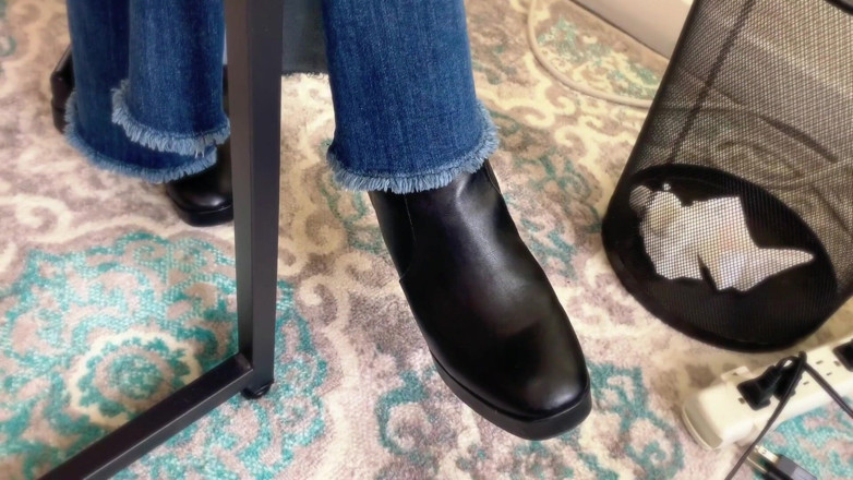 Melissa Masters: Menghidu seluar jeans saya: femdom'ed oleh pelatih