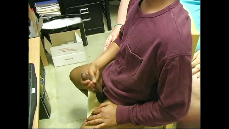 The Great Canadian Male: Một vụ nổ từ quá khứ - Jay