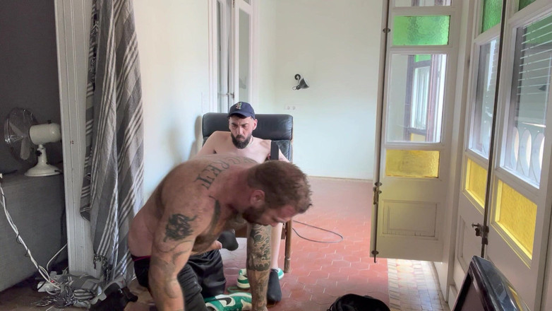 Melad Paris: 毛爸爸操得很好