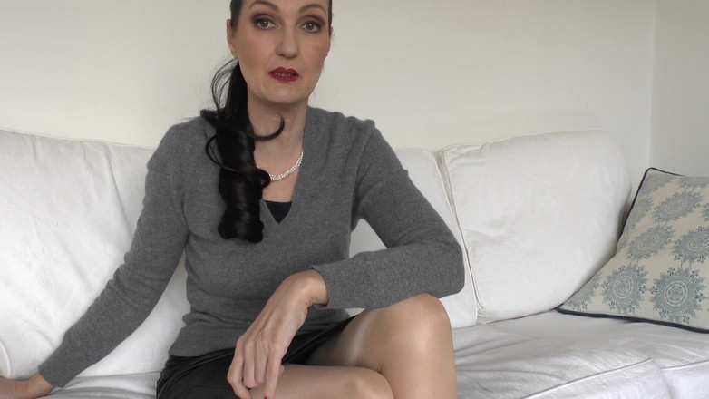 Lady Victoria Valente: Düğününüzden 13 Gün Önce: Tabu Karşılaşma - Kazağıma Sıçrayın, Leydi Victoria Valente