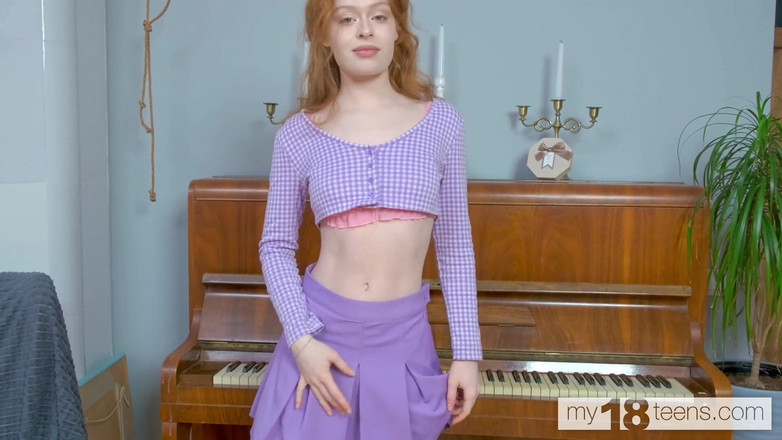 My 18 Teens: My18teens - gadis hot rambut merah lagi asik fingering memeknya di...