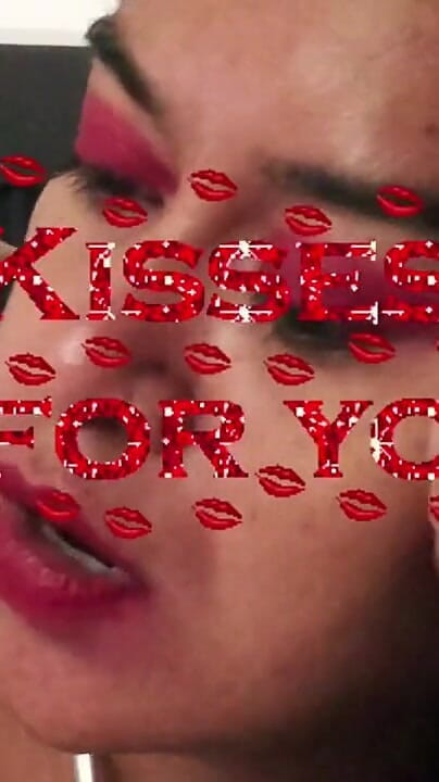 ToXxXiicBarbiie: Xhamsterlive: Kisses for You From Barbiie