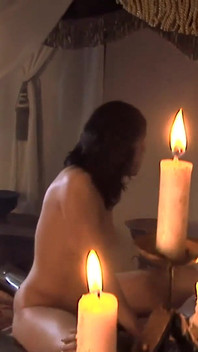 Key Bleins uprawia sesję ruchania jeden na jednego z rycerzem w błyszczącej zbroi