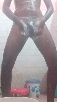 Spectacol în sesiunea de baie sexy tamil10inchesbbc