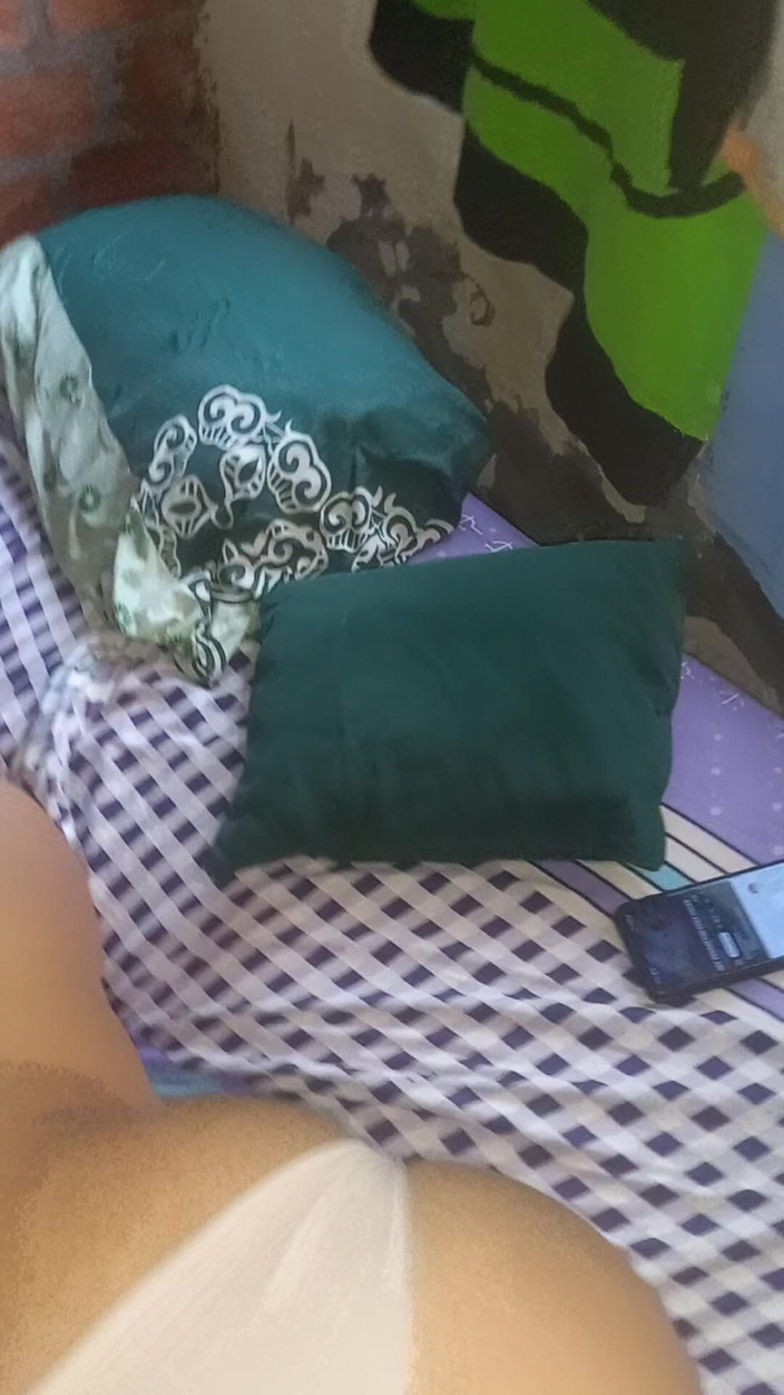 Eatrella j: La Puta Se Dejo Follar Y Grabar