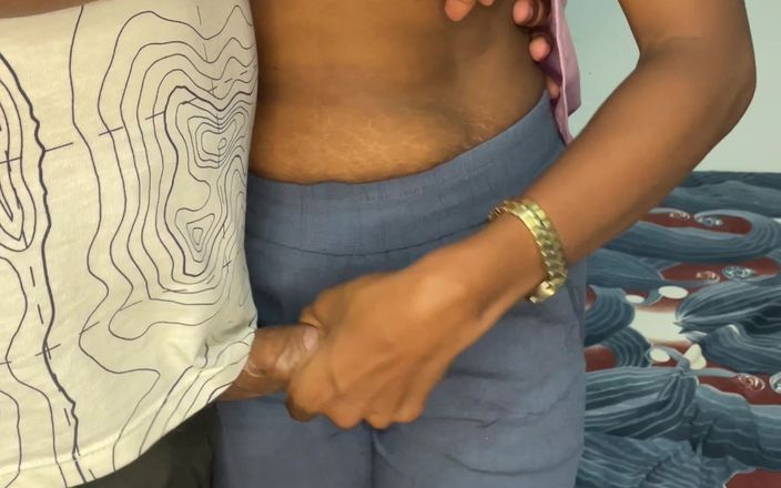 Desi girl riya: Gadis kampus perawan mallu India pertama kali mencoba seks anal