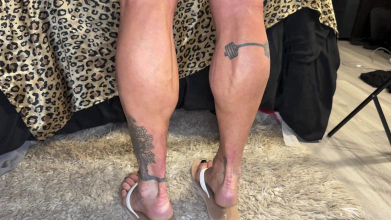 Kandylegsxxx: Allevami: edizione succhiata di piedi