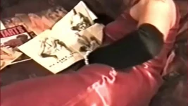 Amante de cetim vermelho