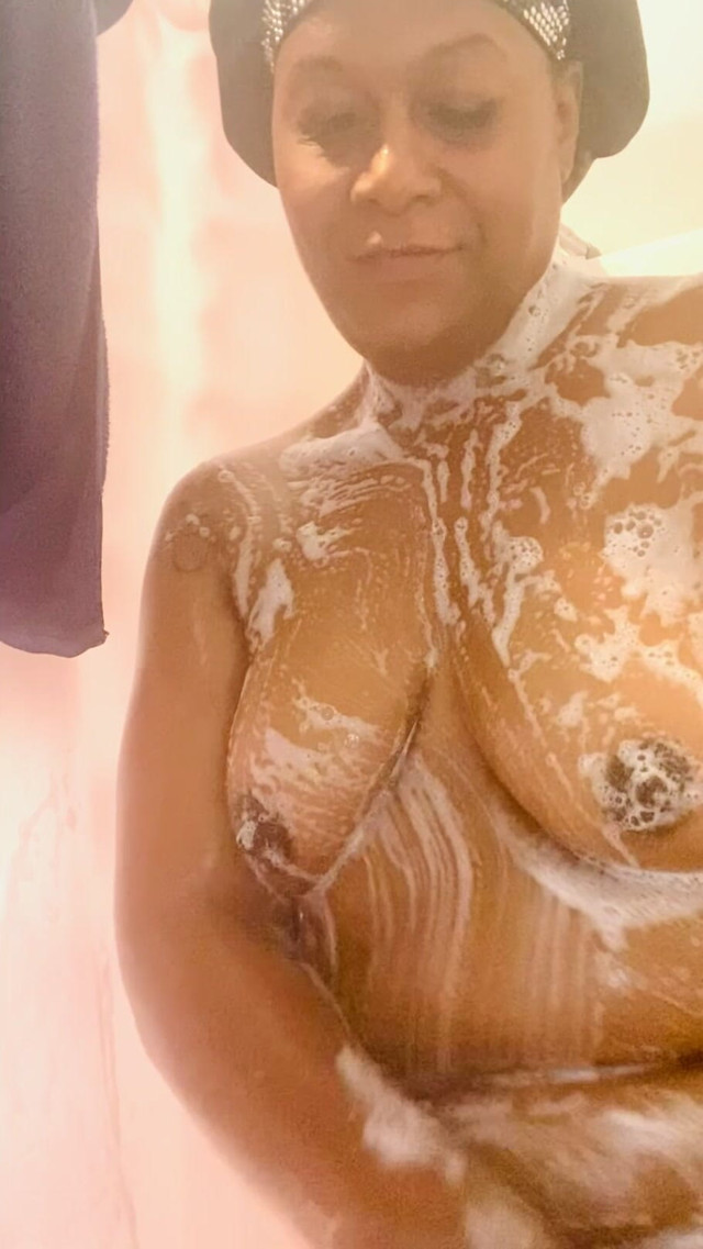Come Take a Shower with Peachy (Chocolate milk)