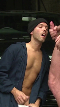 Tony Thorn en Jace Tyler neuken op de auto