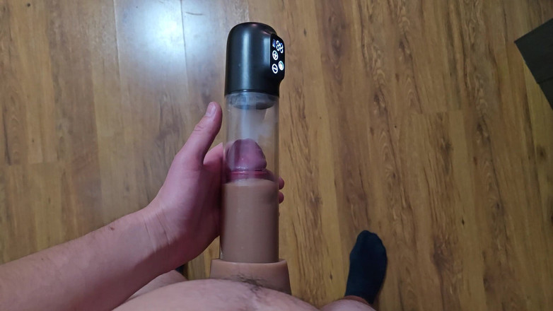 Fap_man93: 在激烈高潮后的一刻，真空泵充满了精子