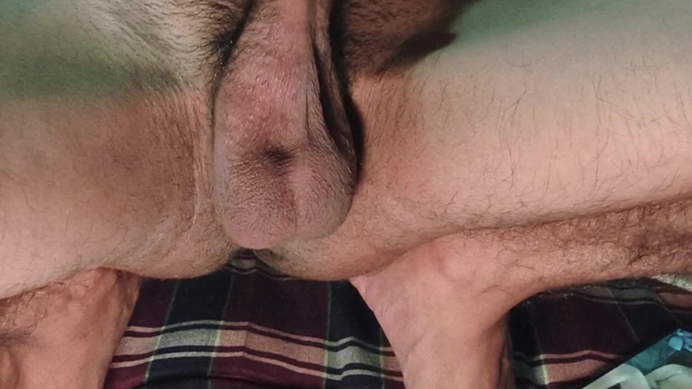 Ahpanal: Il culo di twink gay si spalanca con un dildo...
