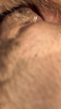 Ma demi-sœur excitée à la grosse chatte charnue