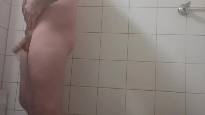 Uhri: Thời gian tắm