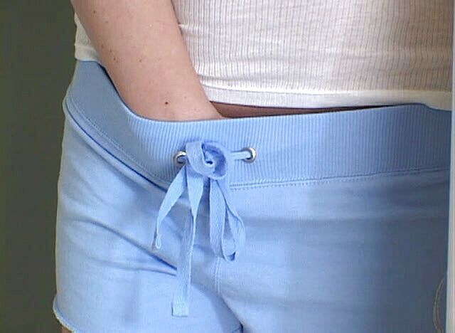 Cryptostudios: Возбужденная молодая жена умоляет о трахе