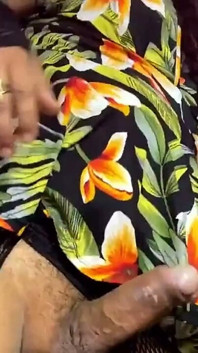 随着这首歌，任何人都沉浸在性爱的最深处
